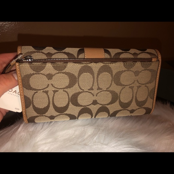 Coach Wallet - Picture 2 of 3
